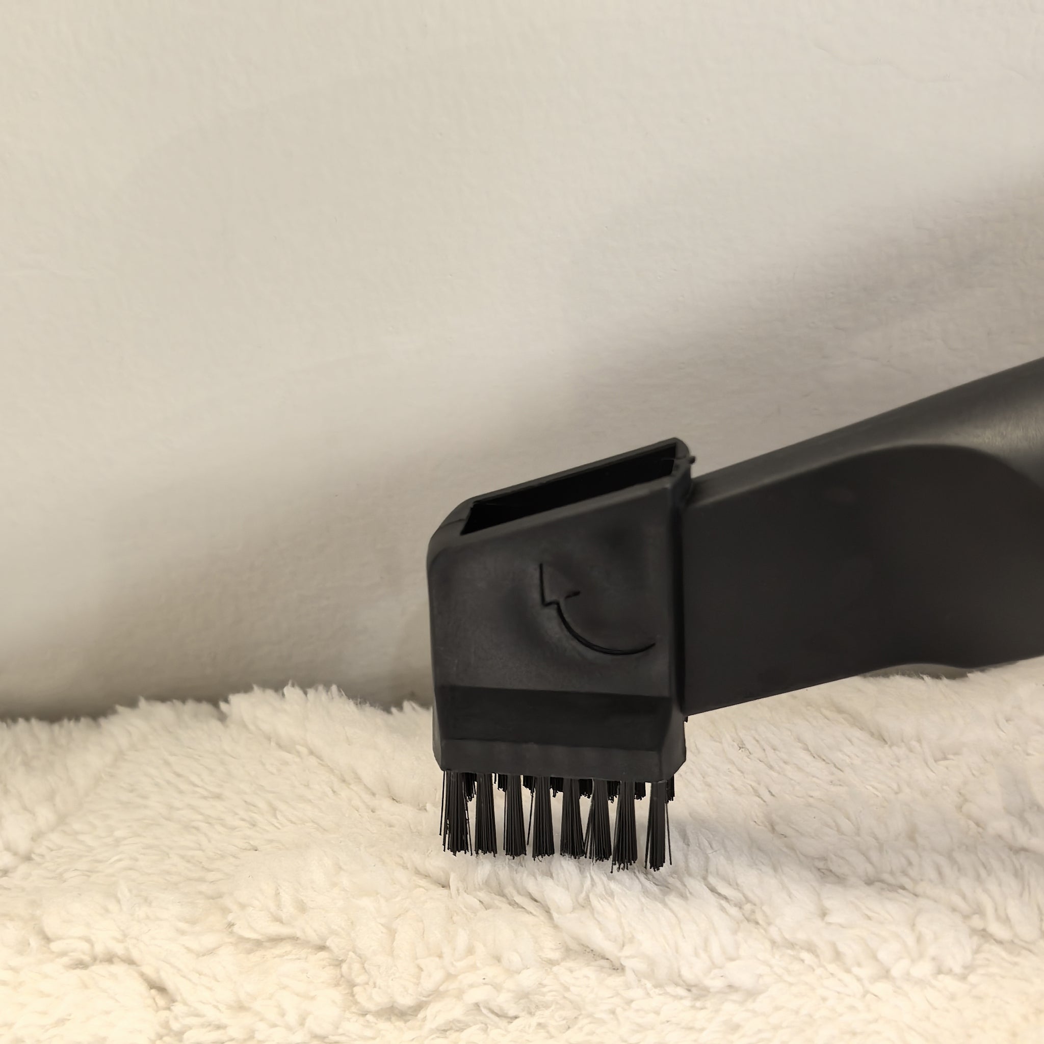 LINARIE | ASPIRATEUR TRAÎNEAU LAVAUR  LH700BVCC SANS SAC